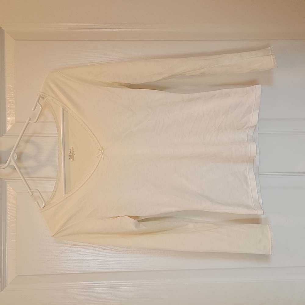 White lace trimmed long sleeve shirt